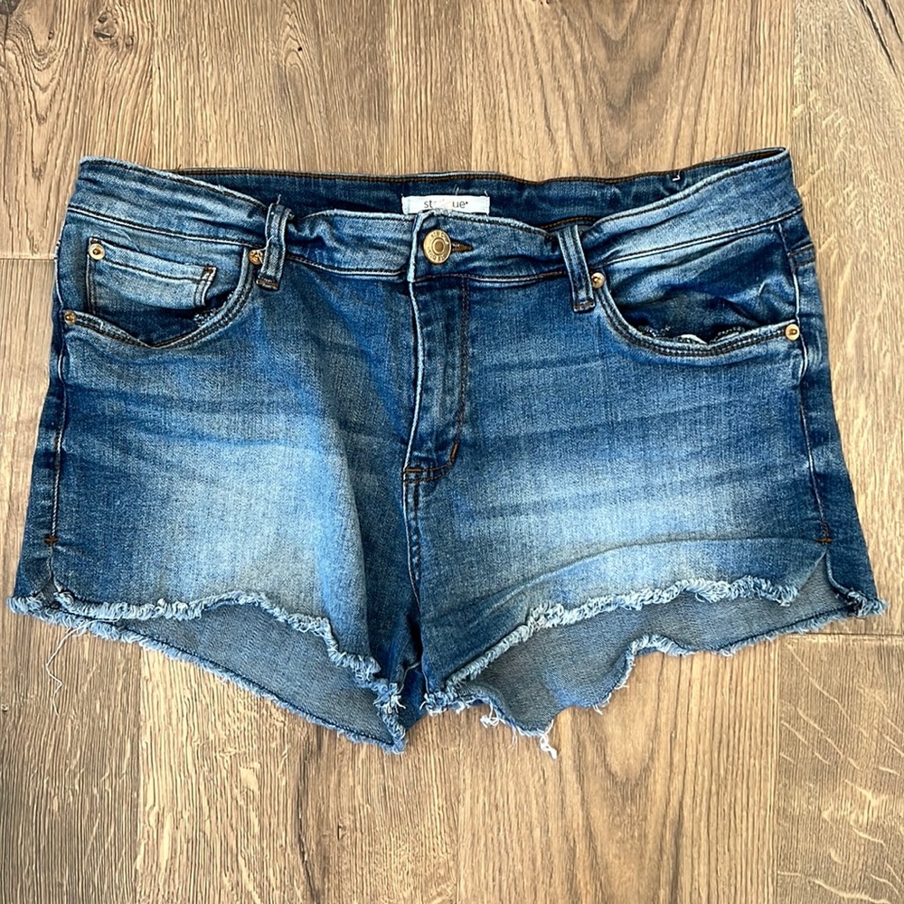 Sts Blue, Eleonora Mid Rise Shorts